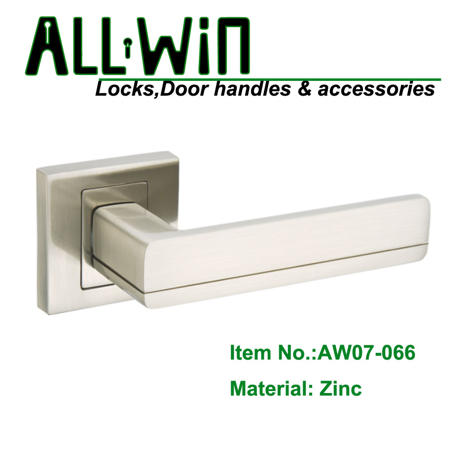 AW07-066 Poland design door handle on Square Rose